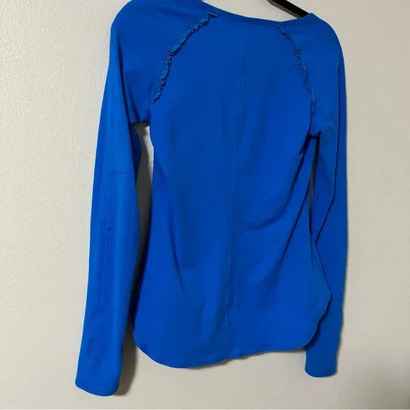 Lululemon Runder Under Blue thick under shirt athletic measures a size 6 - Picture 5 of 8